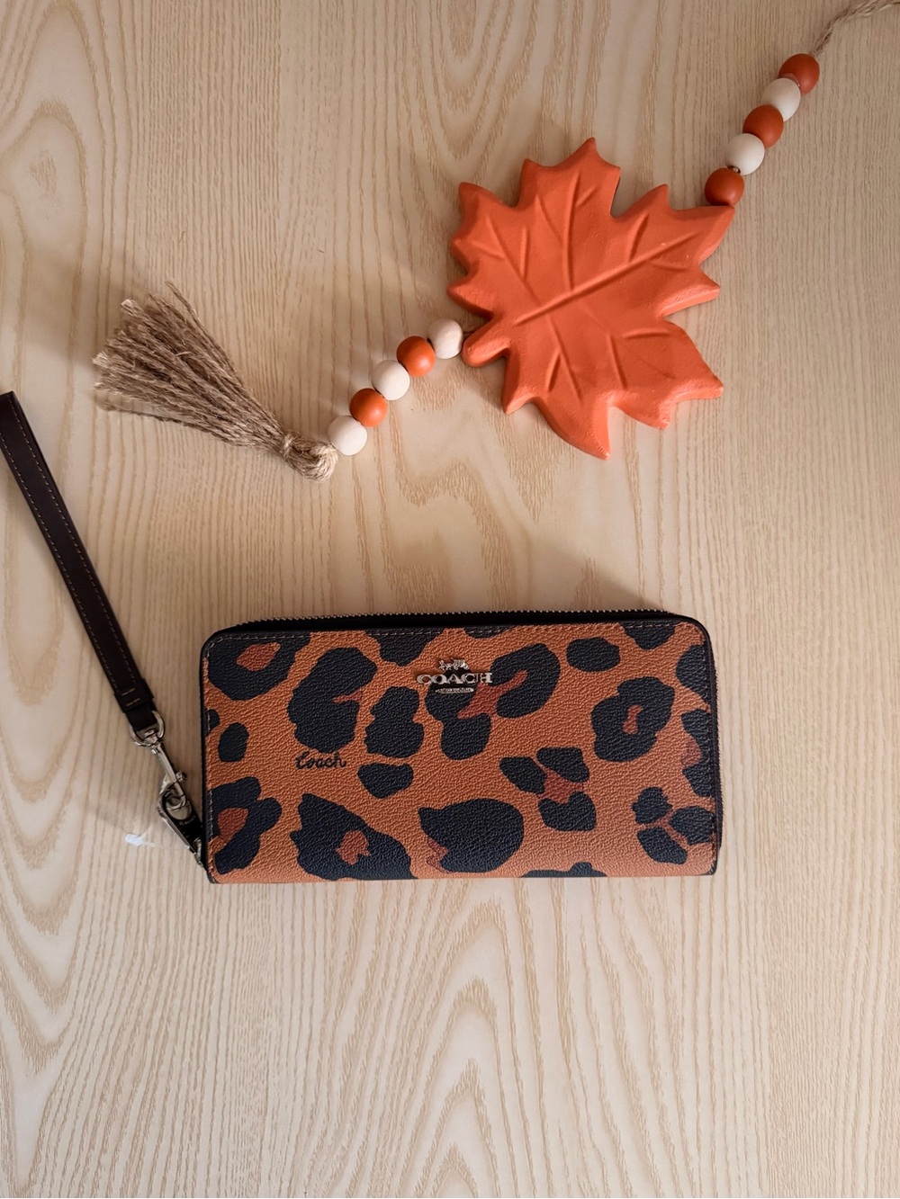 Coach Coach Long Zip Around Wallet with Leopard Print - Picture 3 of 5